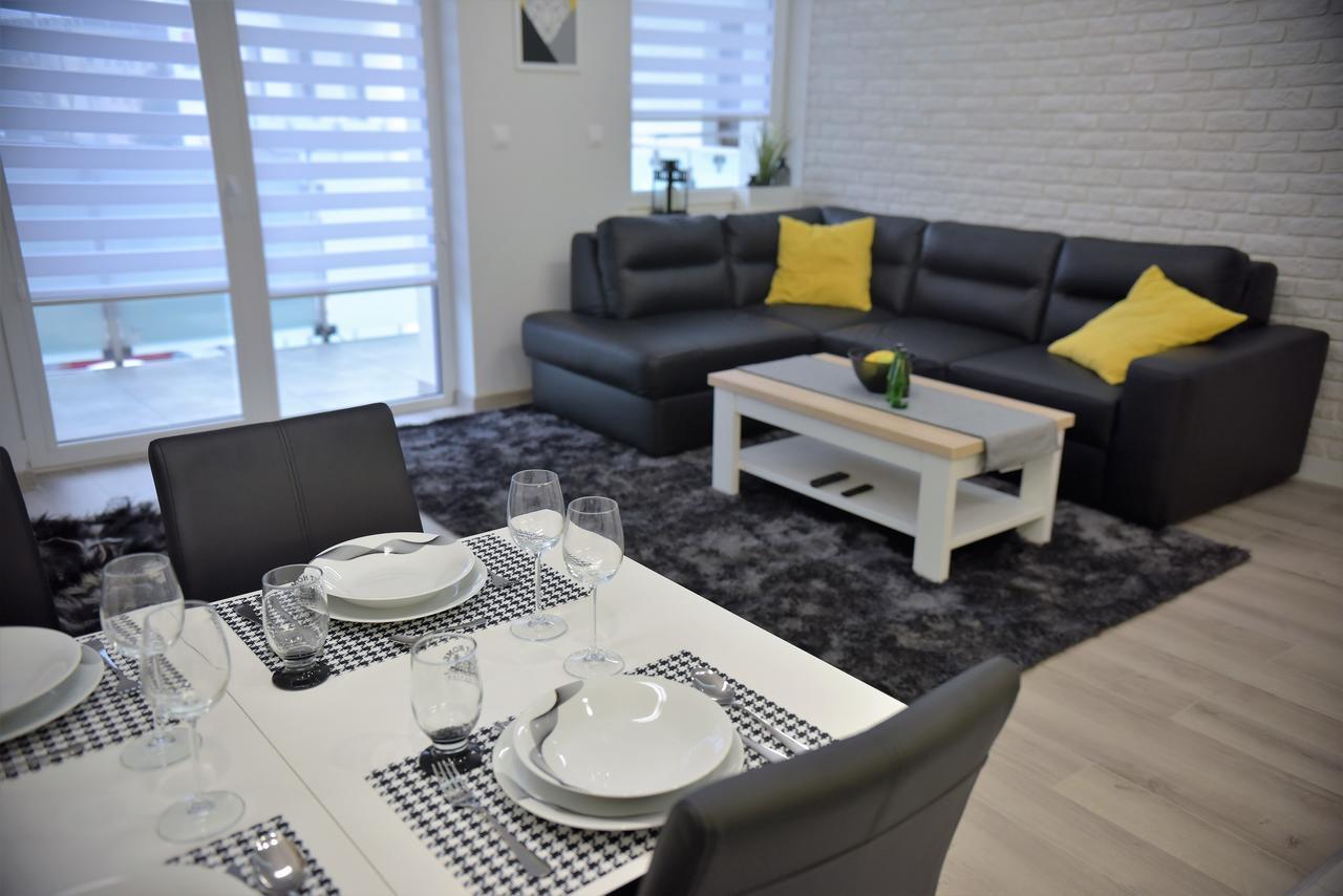 Apartamenty Platan Opieszyn 2 Września المظهر الخارجي الصورة